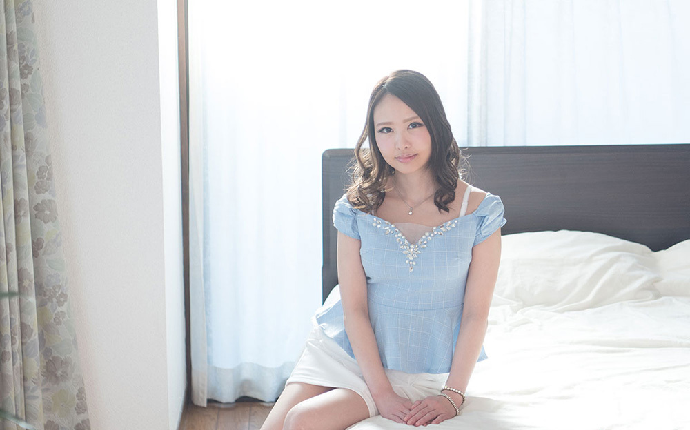 朝比奈菜々子　私のセックスを見てください…汁男たちの濃厚精子をいっぱい顔面射精。